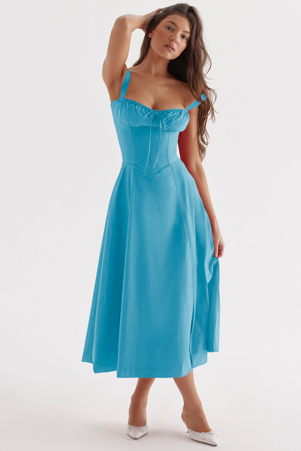 Elanora – Feminines Trägerkleid mit floralem Print und zeitloser Eleganz