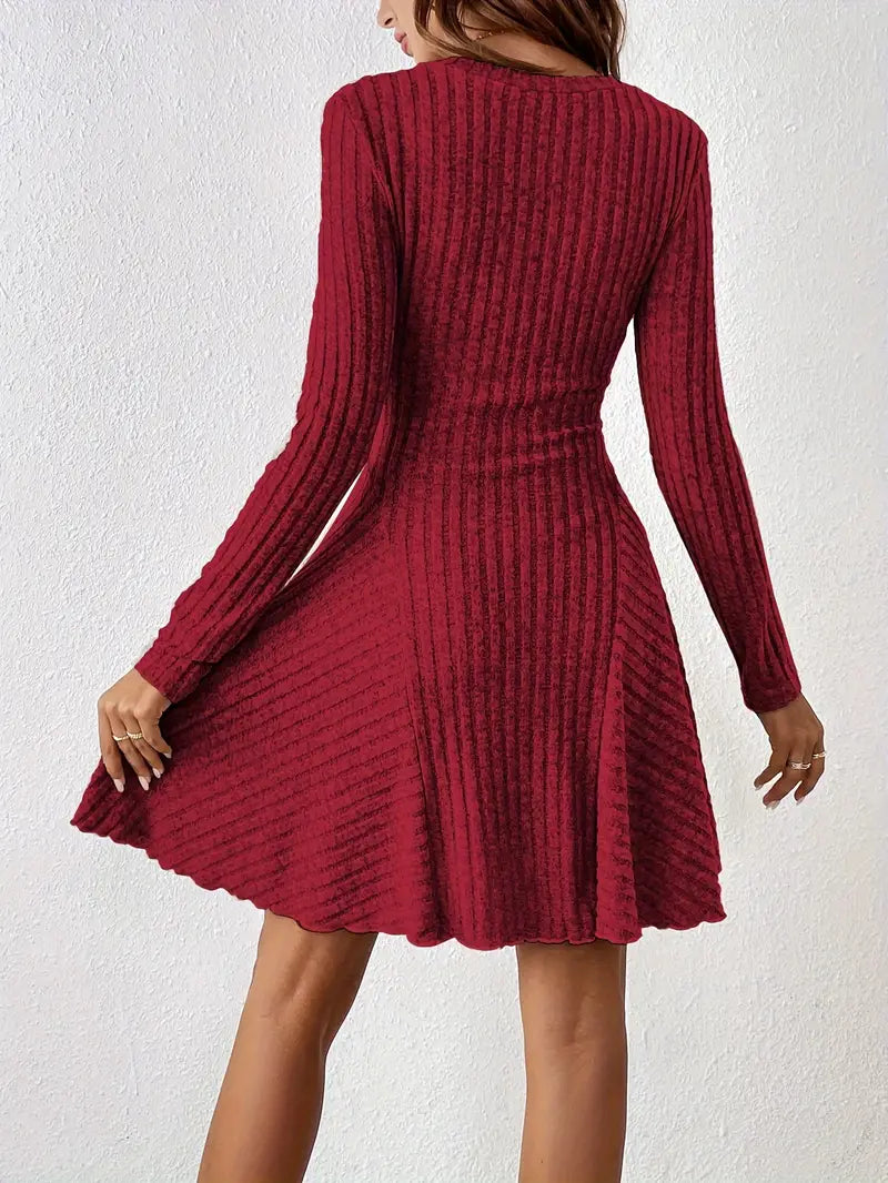 Nora – Lässiges, langärmeliges A-Linien-Kleid mit Rippenstruktur