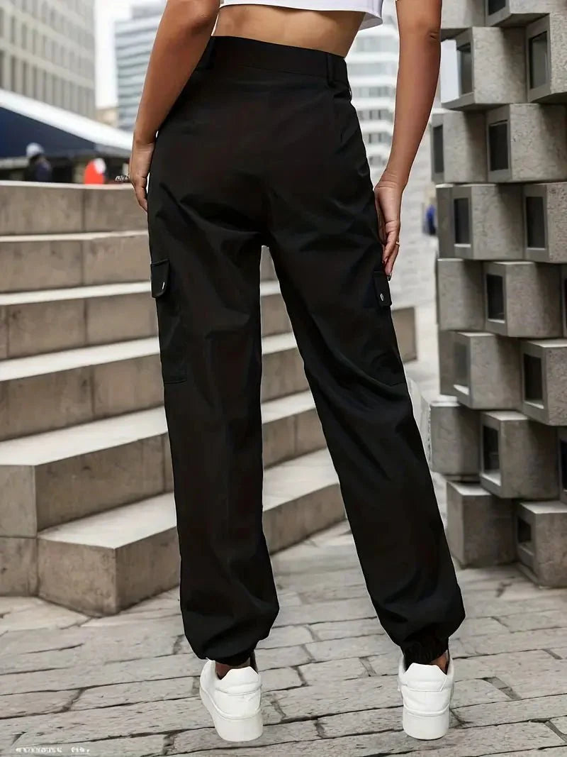 Mila – Lässige Cargohose für Damen mit modernen Akzenten